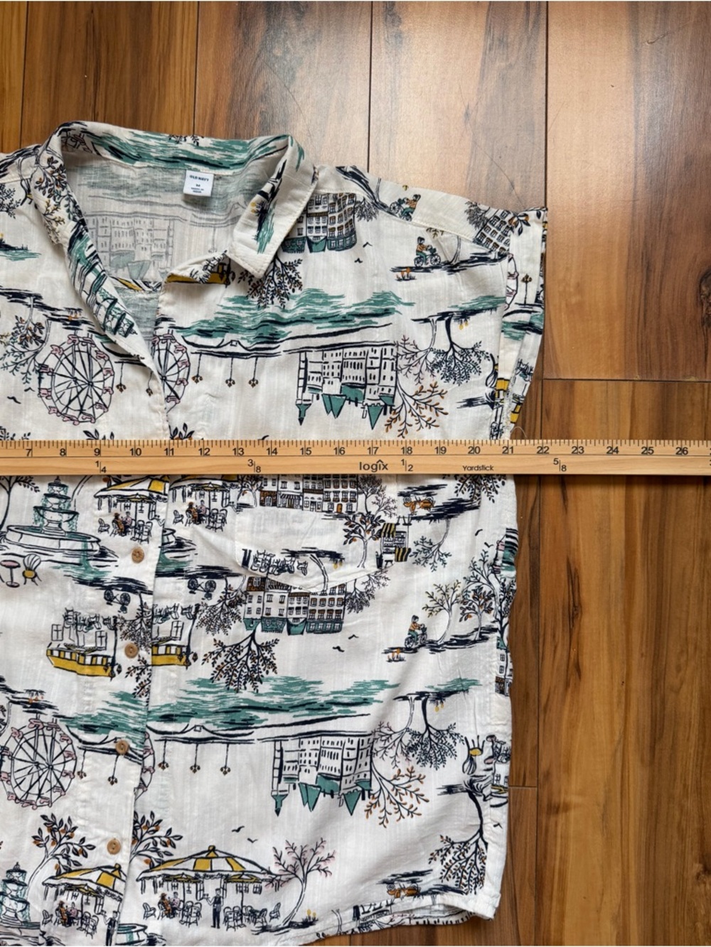 Old Navy printed tie hem resort Shirt - Picture 6 of 7